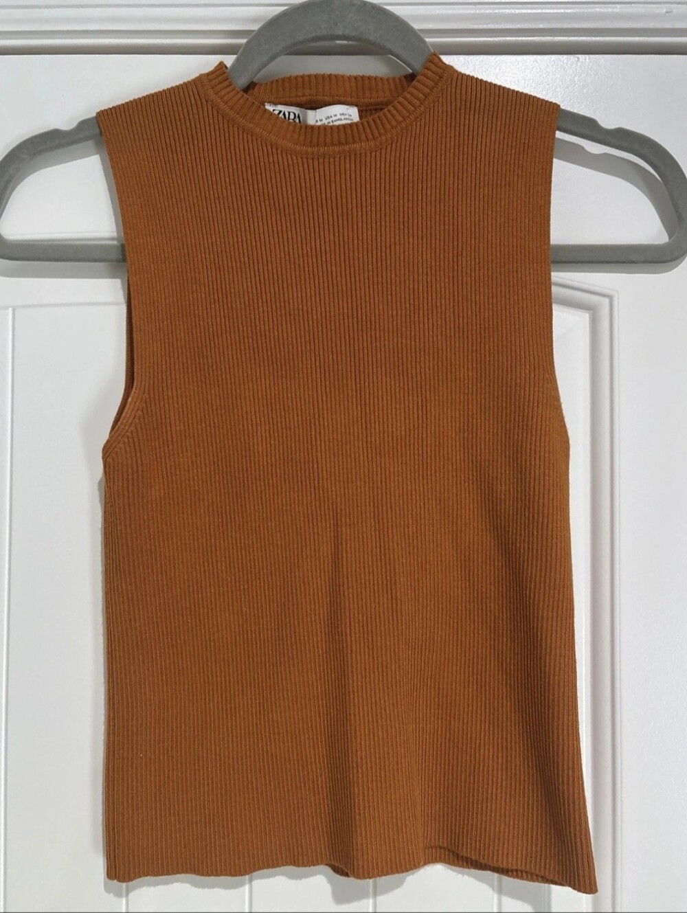 Zara Ribbed High-Neck Tank in Rust Orange Size Medium